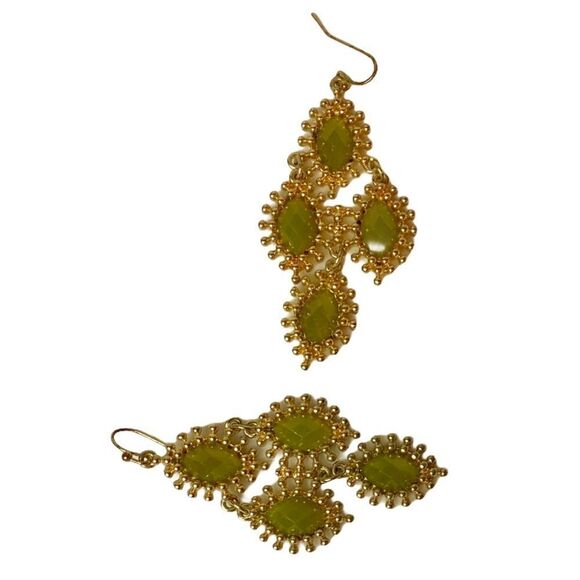 Gold & Peridot 🕶☀️ Diamond Dangle Earrings - Picture 2 of 3